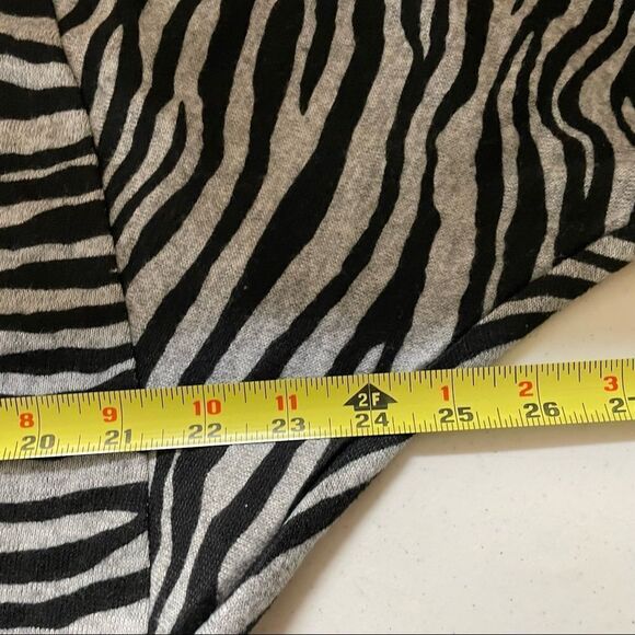 Ya Los Angeles zebra print top - Picture 5 of 6